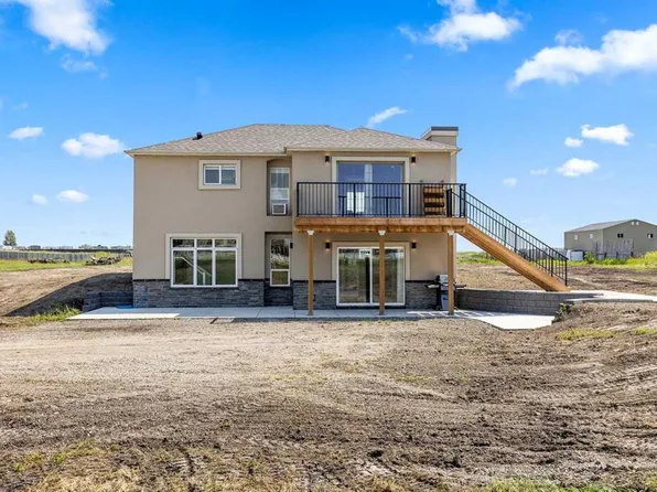 354096 W 48th St E, Okotoks, AB T1S 0P9