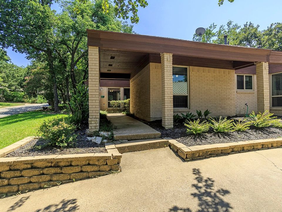 1st image of 2312 Shadydale Dr