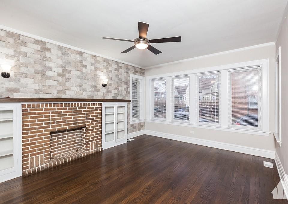 1st image of 4481 N Keokuk Ave #1F