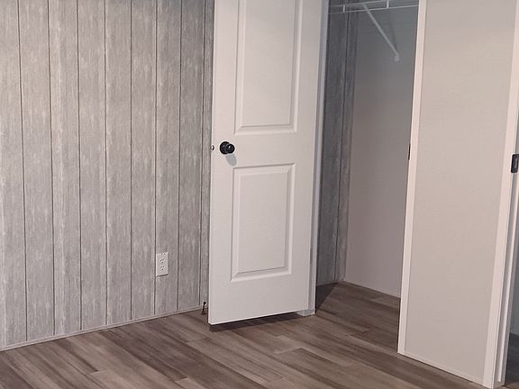 3rd image of 299 S Willow Dr #654c4b4f7