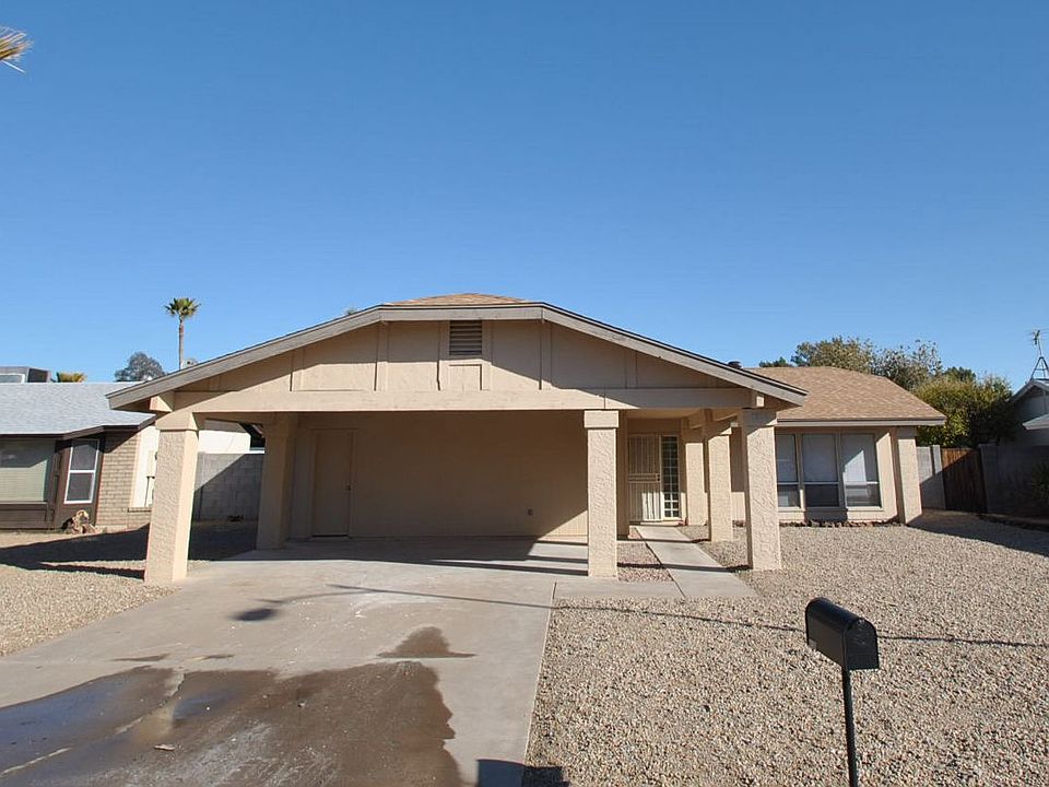 1st image of 3818 E Dahlia Dr