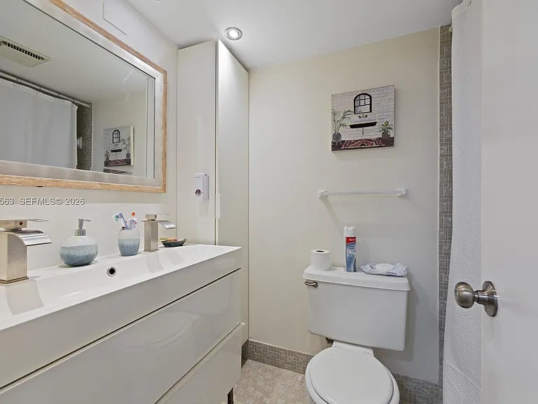 200 Gate Rd #102 — Photo 13