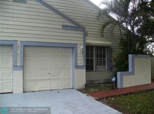 8421 SW 10th Ct, Pembroke Pines, FL 33025