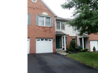 1206 Heritage Cir, Feasterville, PA