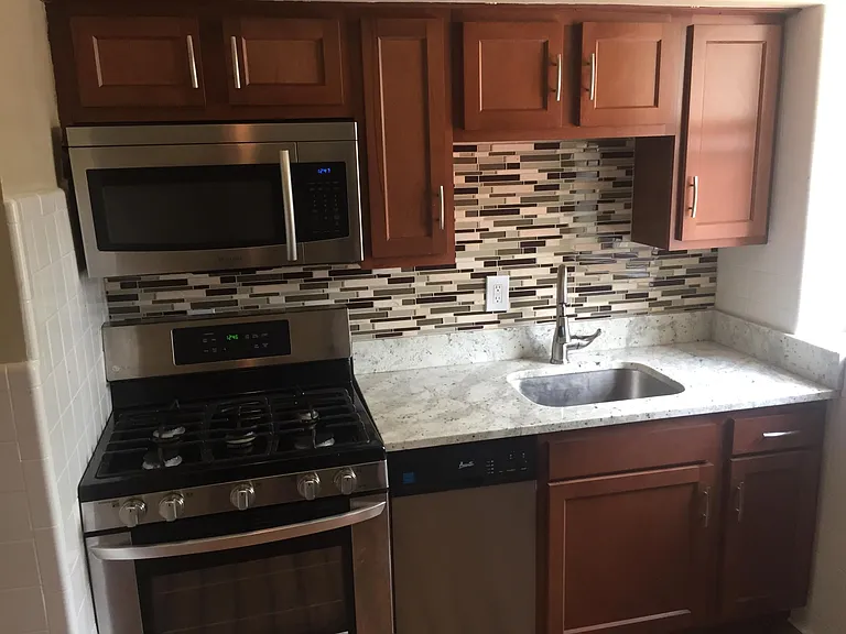 5142 Waterman Blvd #3C — Photo 4