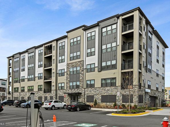 12880 Mosaic Park Way UNIT 1-J, Herndon, VA 20171