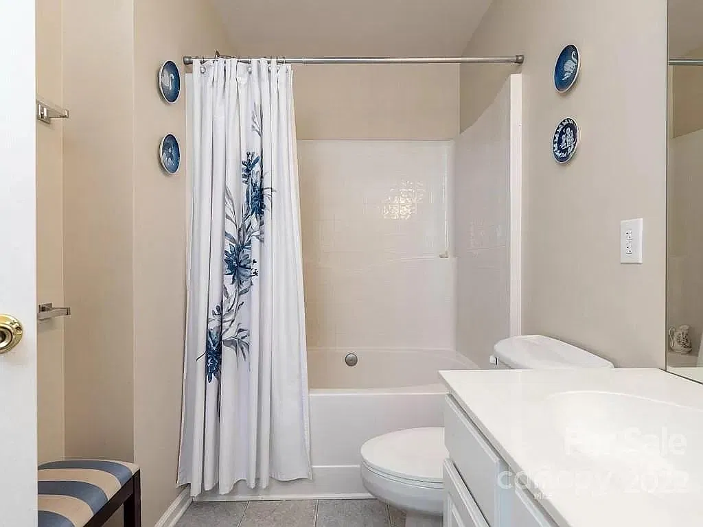 2783 Thornbush Ct — Photo 2