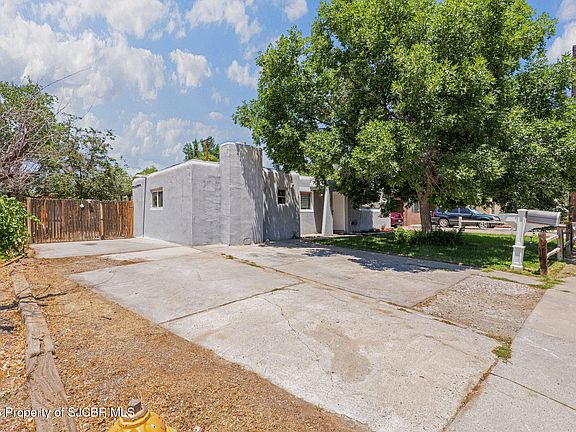 3rd image of 225 El Paso Dr