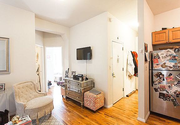 3rd image of 78 E 1st St APT 2R
