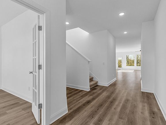 2nd image of 1133 Linn Cove Ct Lot 33