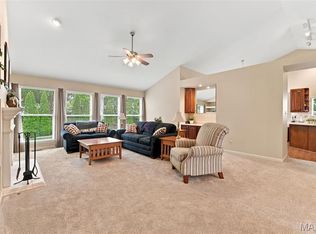 409 Mannington Dr, Saint Peters, MO 63376