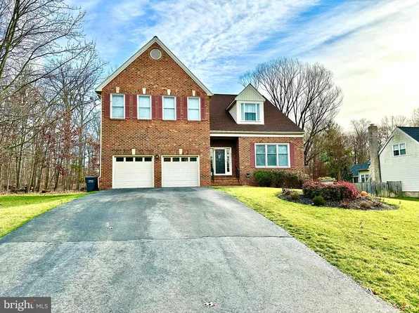 6001 Pocol Dr, Clifton, VA 20124