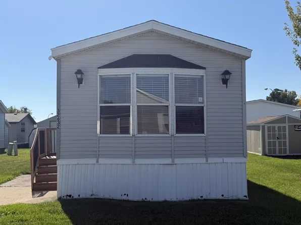 32632 Cary Ln N #29, New Haven, MI 48048