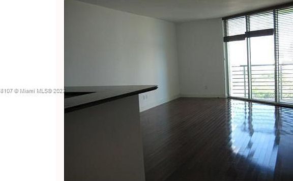 4th image of 325 Biscayne Blvd APT 2318