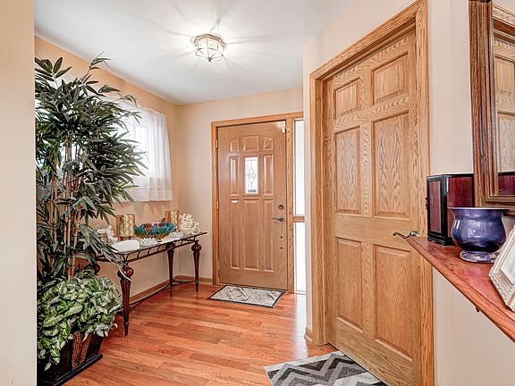 3rd image of 8806 Camby Rd