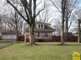 708 E 24th St, Sedalia, MO 65301