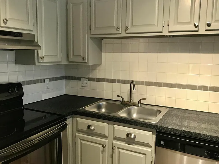 1780 Palm Cove Blvd #6 — Photo 3