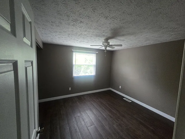 5271 Fieldstone Ct — Photo 28
