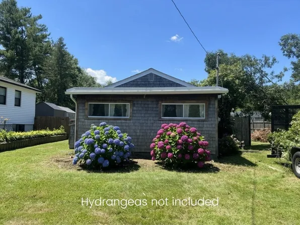 9 Morrison Way, Lakeville, MA 02347