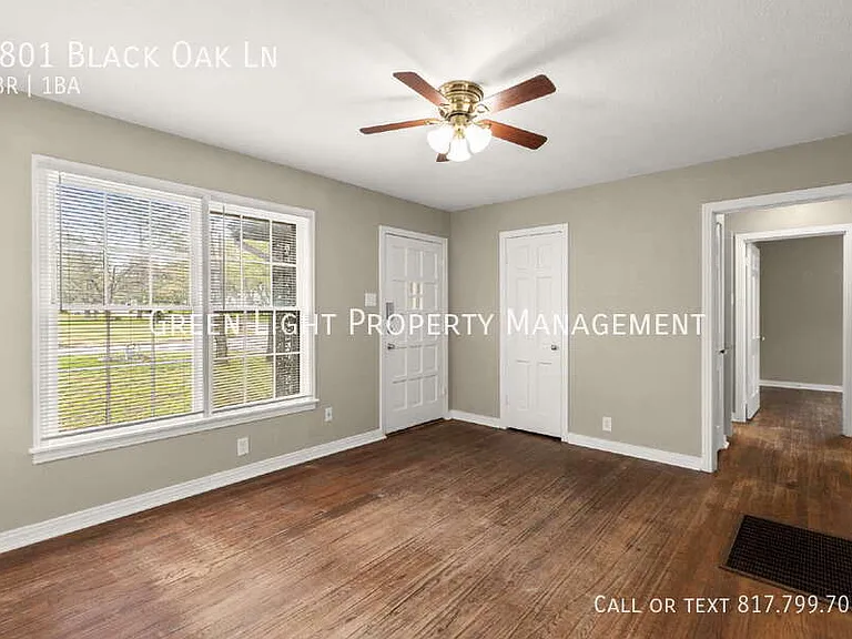4801 Black Oak Ln — Photo 4