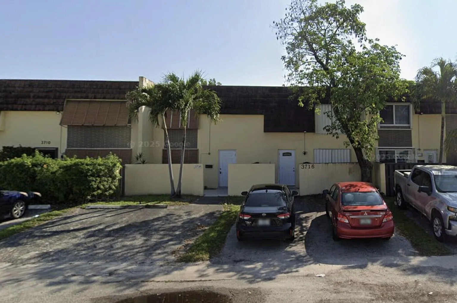 3 bed, 1.5 bath, 1290 sqft, $2,700 — Photo 1