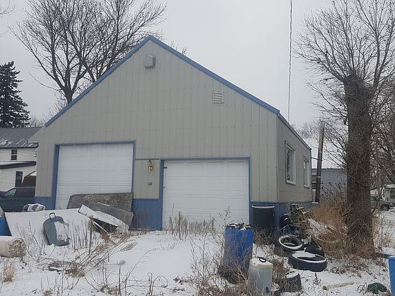 2nd image of 339 2nd St N