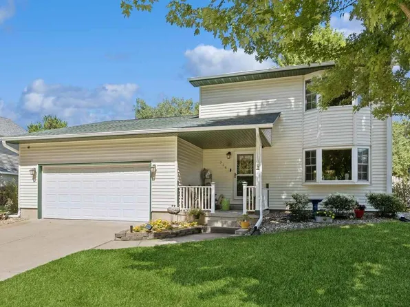 336 N 7th Ave, Iowa City, IA 52245