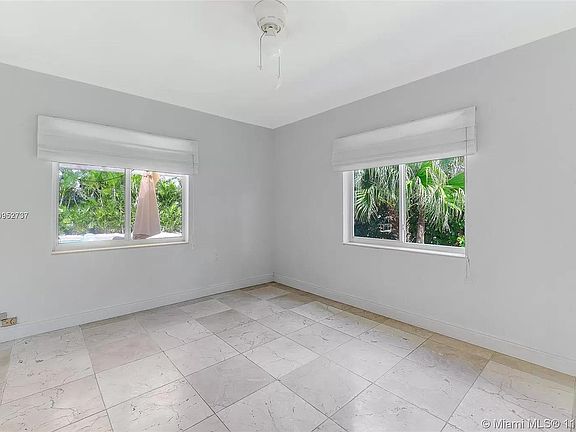 2nd image of 1263 NE 92nd St