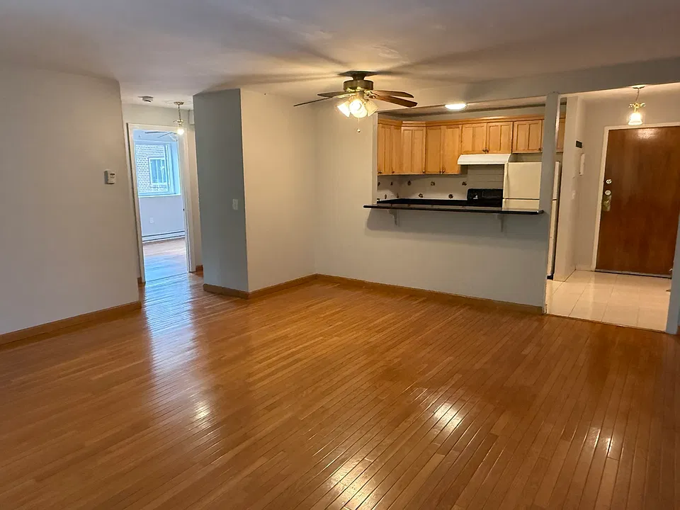 15 Weld St #46