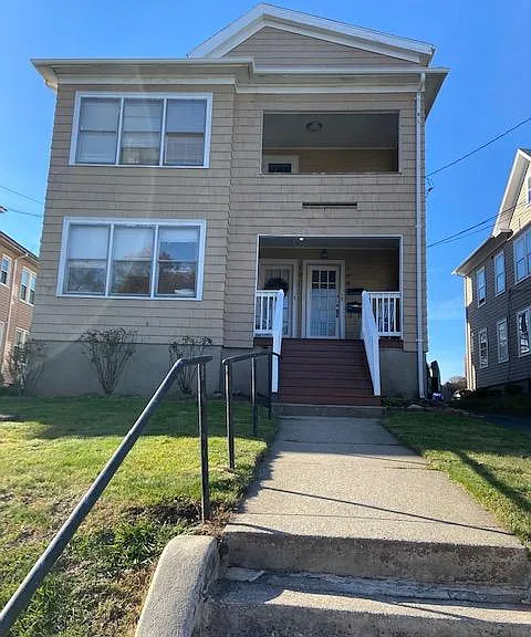 105 Maplewood Ave #3 — Photo 1
