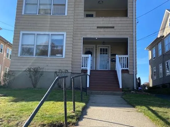 105 Maplewood Ave #3, West Hartford, CT 06119