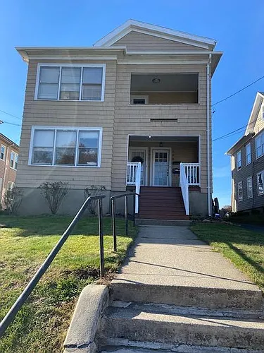 105 Maplewood Ave #3 Photo 1