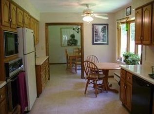 3058 Latimer Rd, Rock Creek, OH 44084