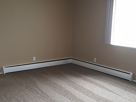 5th image of 280 Helen St #32