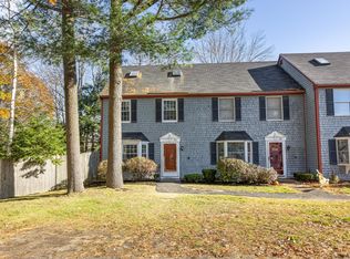 90 Munroe Ln #90, Topsham, ME 04086
