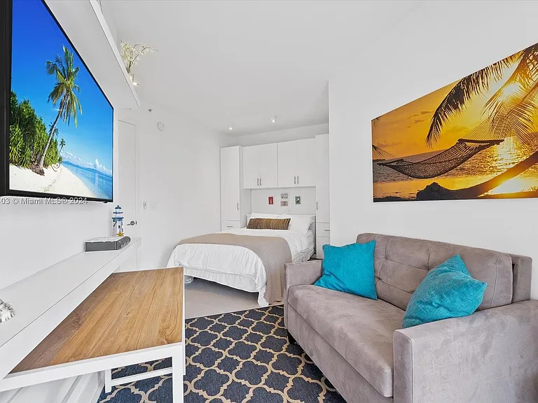 15713 Fisher Island Dr #15713 — Photo 23