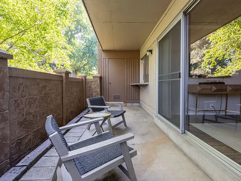 Cobble Creek Apartments — Photo 13