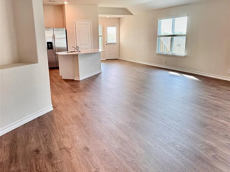 204 Steele Hbr — Photo 15