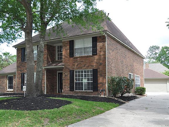 2nd image of 3118 Hickory Falls Dr