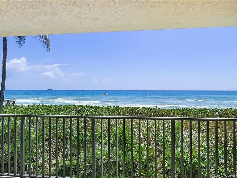 S Ocean Dr — Photo 20