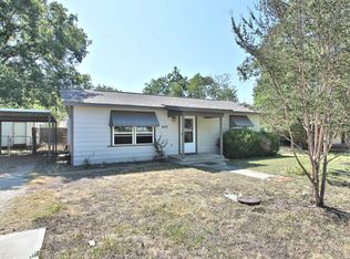 405 Walker St, Glen Rose, TX 76043
