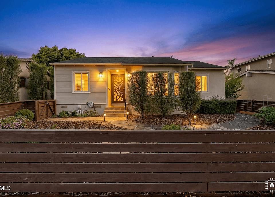 1st image of 732 Lemon Grove Ave