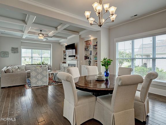3rd image of 5341 Leisure Cir