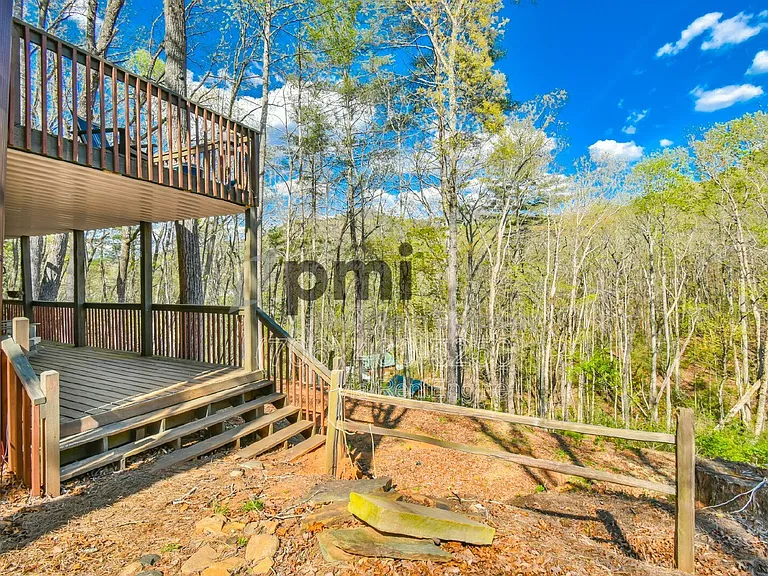 230 Silver Maple Ln — Photo 30