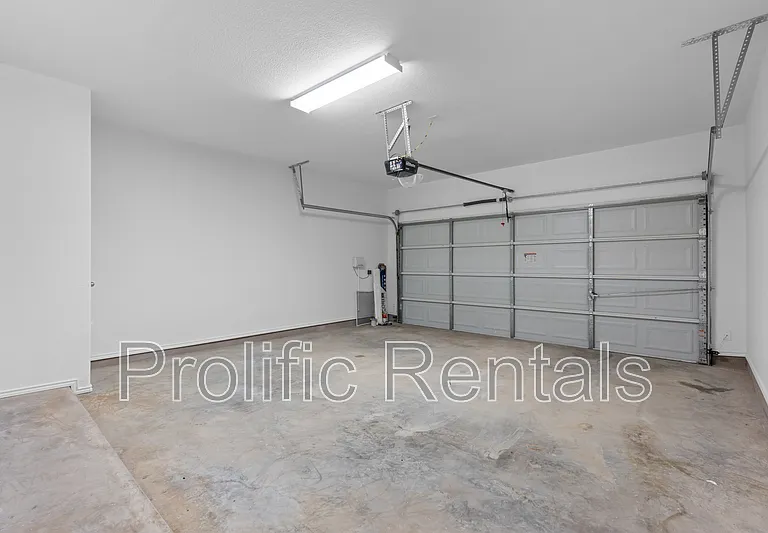 5904 Chuckwagon Cir — Photo 16
