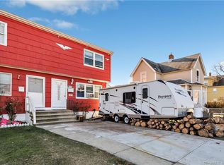 389 Charles St, Bridgeport, CT 06606