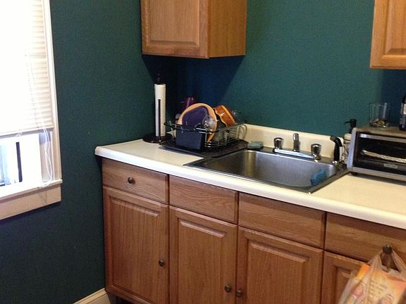 5th image of 400 Porter Ave #1R