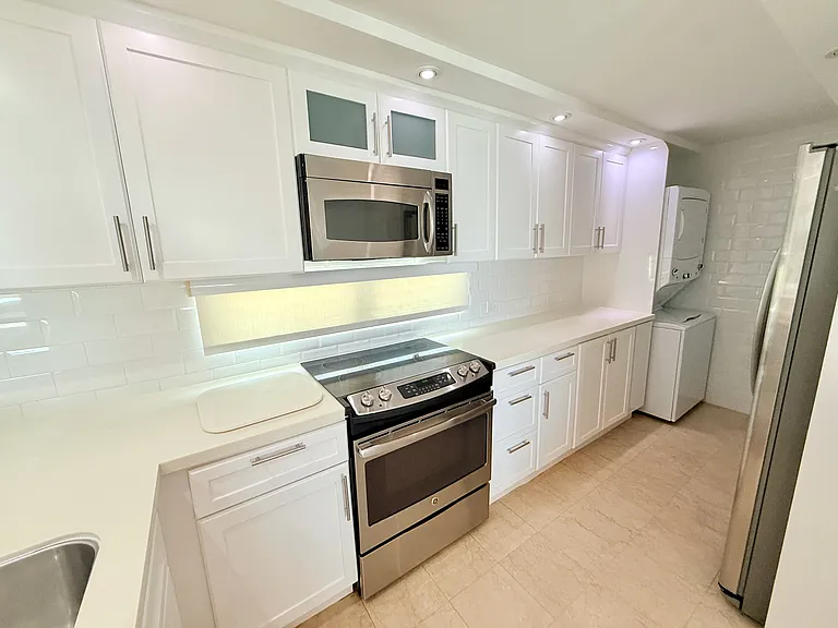 7063 Playa Serena 1005 S — Photo 18