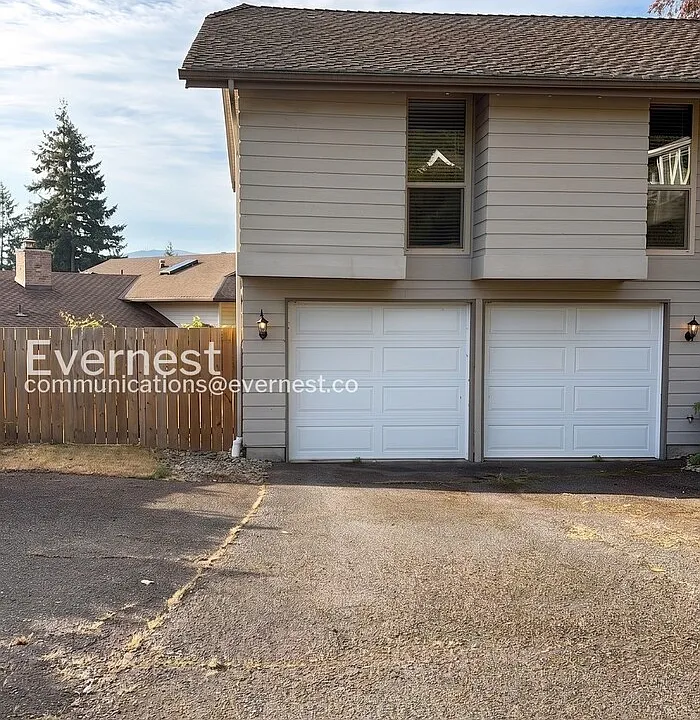 2528 170th Pl SE