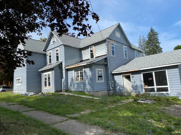223 Chestnut St, Corning, NY 14830
